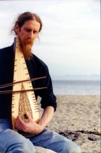 Grego, bowed
                psaltery